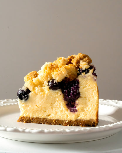 New York Blueberry Crumble Cheesecake